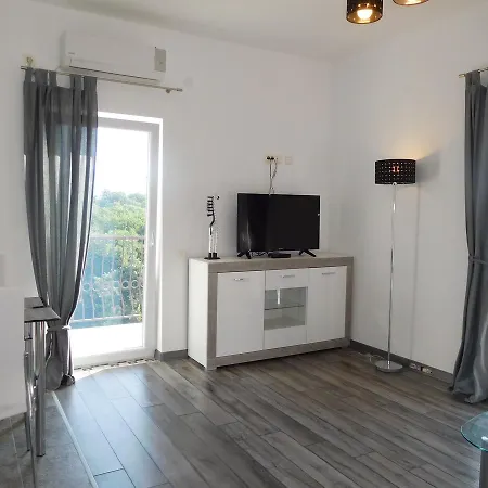 Apartments Sunrise Tivat Exterior photo